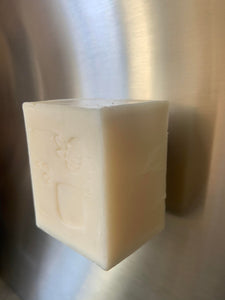 Porte savon aimanté L'embeillage - cube vaisselle solide pratique et aimanté zéro déchet, fabriqué en france